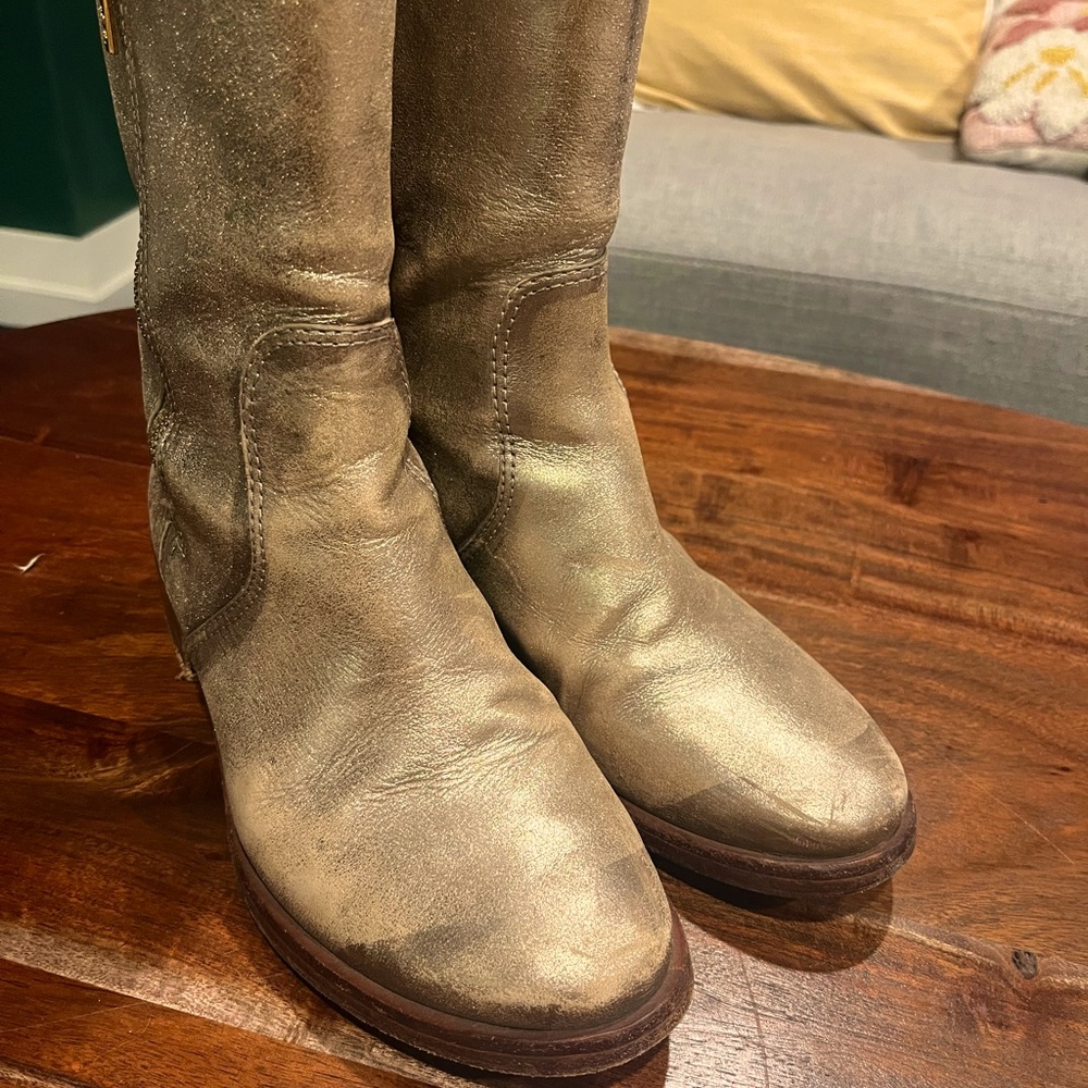 Tory Burch, 7.5, metallic gold, mid calf bootie. Outside gold zipper.